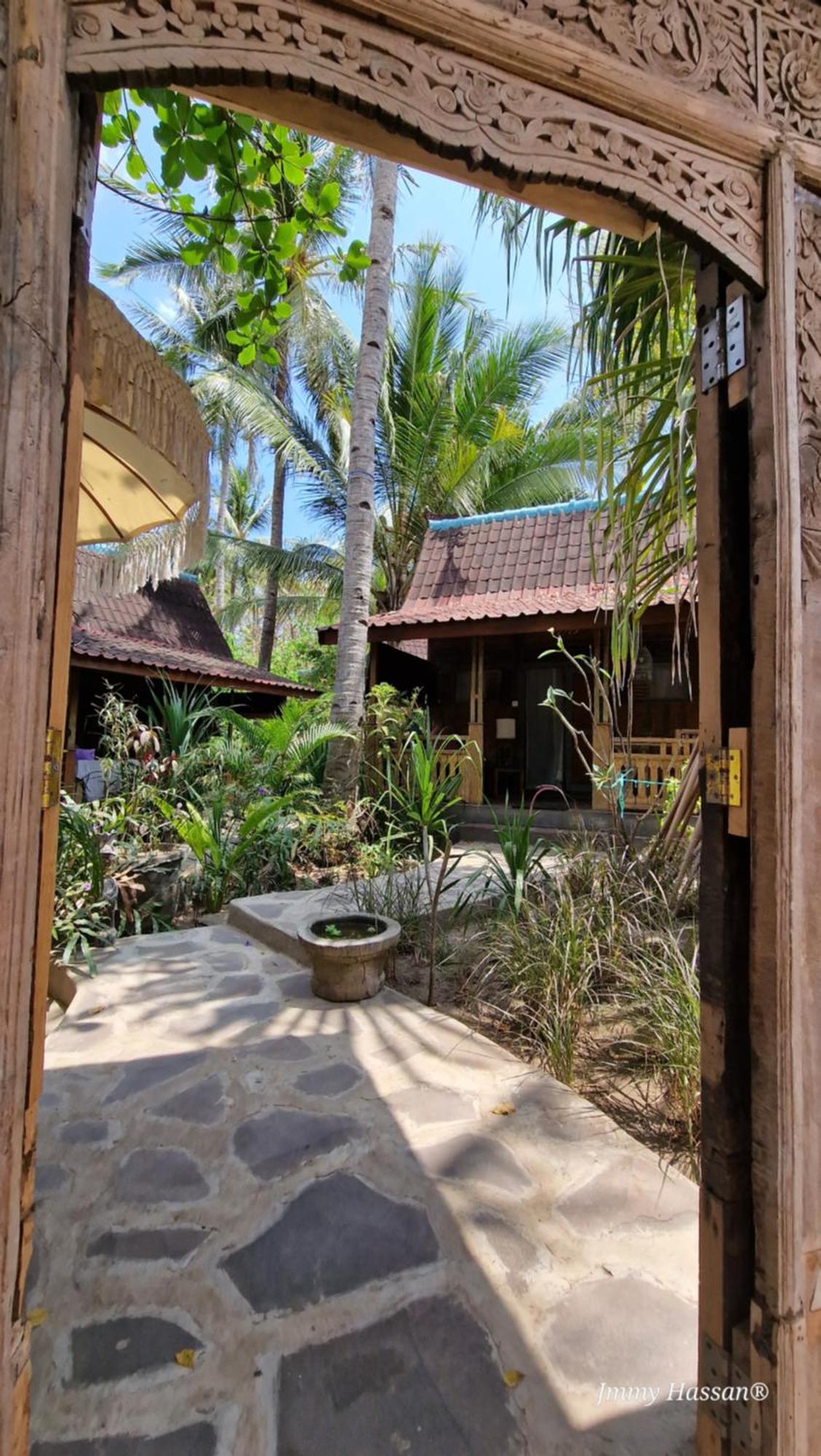 Villas Light House - Eco-Traditional Joglo Gili Trawangan Exterior foto