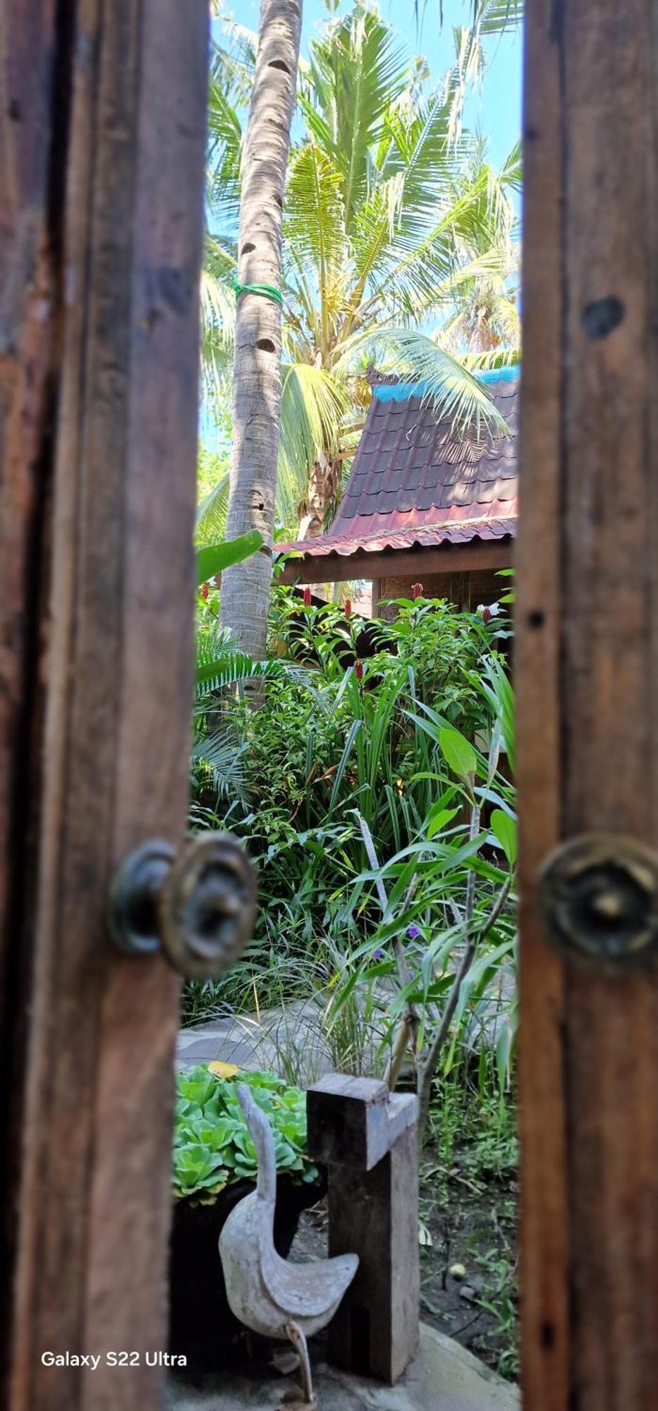 Villas Light House - Eco-Traditional Joglo Gili Trawangan Exterior foto